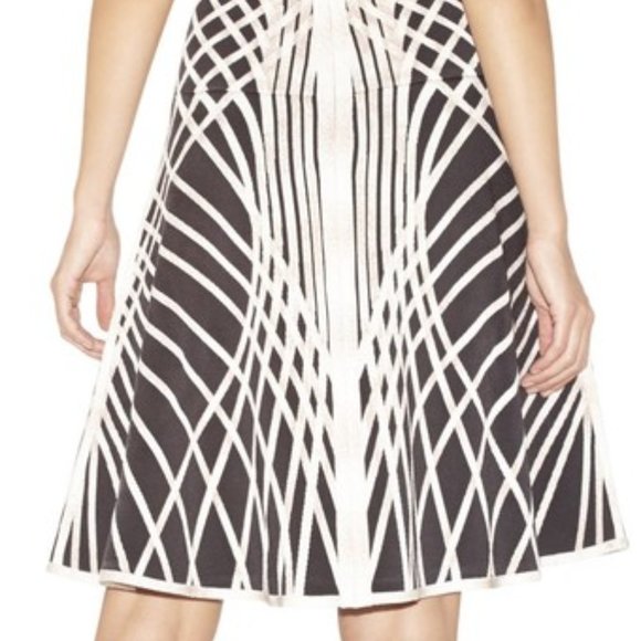 Hervé Leger Eva Anthracomb Night Out Dress - Picture 7 of 16